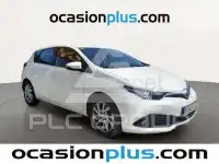 2015 Toyota AURIS