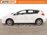 2015 Toyota AURIS