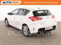 2015 Toyota AURIS