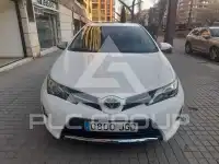 2015 Toyota AURIS