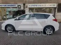 2015 Toyota AURIS