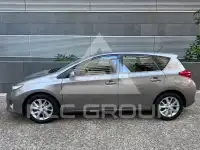 2015 Toyota AURIS
