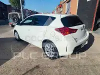 2015 Toyota AURIS