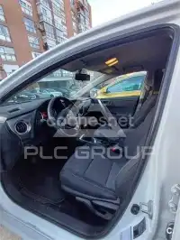 2015 Toyota AURIS