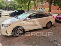 2015 Toyota AURIS