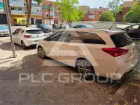 2015 Toyota AURIS