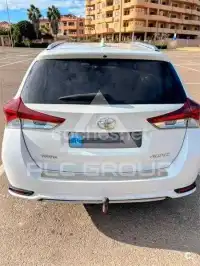 2015 Toyota AURIS