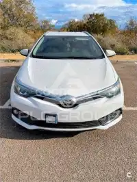 2015 Toyota AURIS