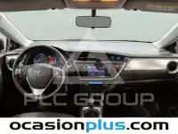 2015 Toyota AURIS