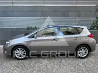 2015 Toyota AURIS
