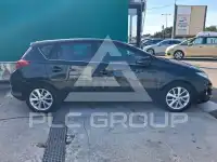 2015 Toyota AURIS