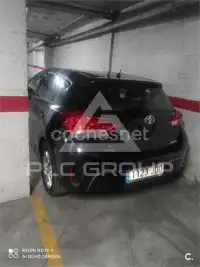 2015 Toyota AURIS