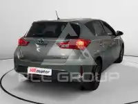 2015 Toyota AURIS