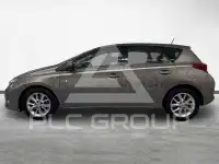 2015 Toyota AURIS