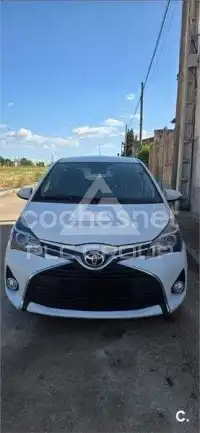 2015 Toyota YARIS