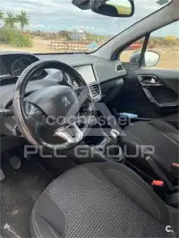 2015 Peugeot 208
