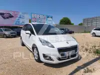 2015 Peugeot 5008