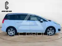 2015 Peugeot 5008