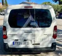 2015 Peugeot Partner