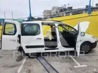 2015 Peugeot Partner