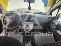 2015 Peugeot Partner