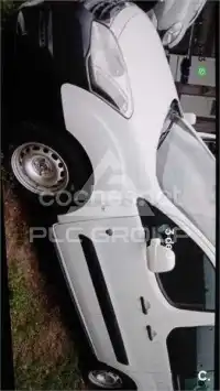 2015 Peugeot Partner
