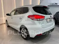 2015 KIA Carens