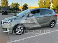 2015 KIA Carens