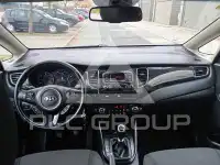 2015 KIA Carens