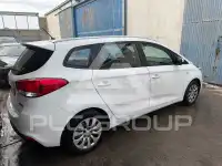 2015 KIA Carens