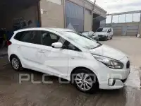 2015 KIA Carens