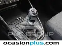 2015 KIA Carens