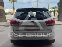 2015 KIA Carens