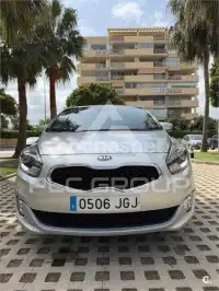2015 KIA Carens