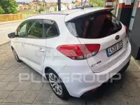 2015 KIA Carens