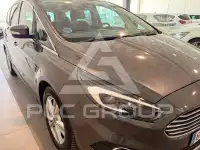 2015 Ford S-Max