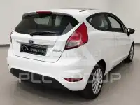 2015 Ford FIESTA