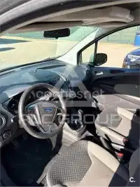 2015 Ford Tourneo