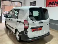 2015 Ford Tourneo