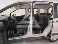 2015 Ford Tourneo
