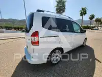 2015 Ford Tourneo