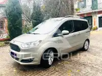 2015 Ford Tourneo