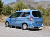 2015 Ford Tourneo