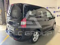 2015 Ford Tourneo