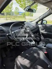 2015 Renault Scenic