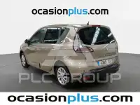 2015 Renault Scenic
