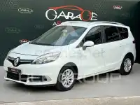 2015 Renault Grand Scenic