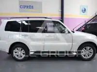 2016 Mitsubishi MONTERO
