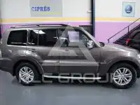 2016 Mitsubishi MONTERO