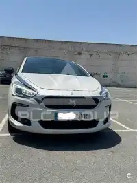2016 DS DS5